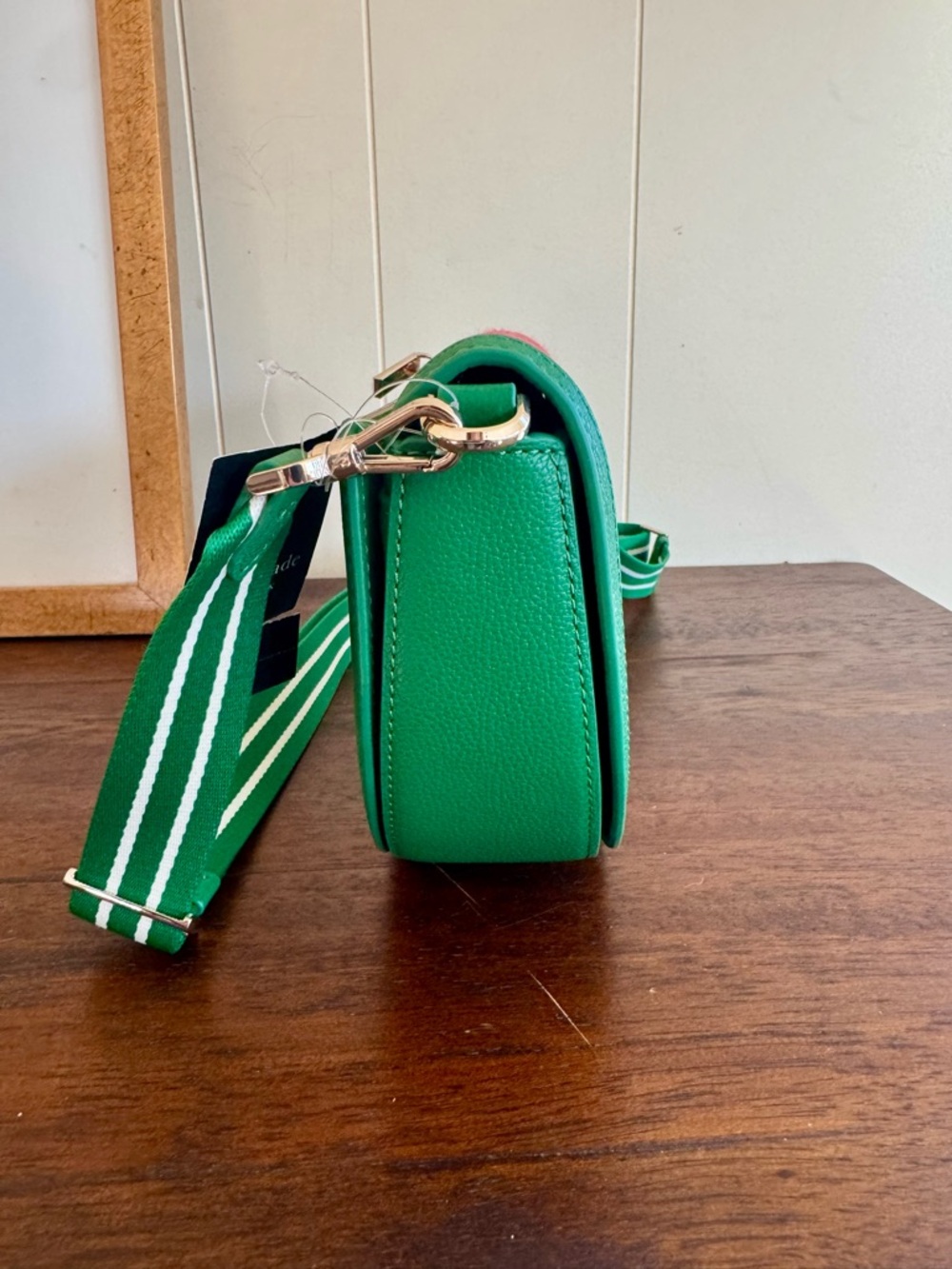 Kate Spade New York "What-A-Melon" Crescent Crossbody NWT - Picture 4 of 16